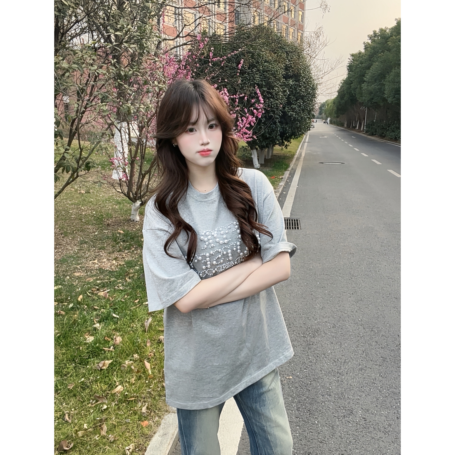 F珍珠圆领美式T恤短袖