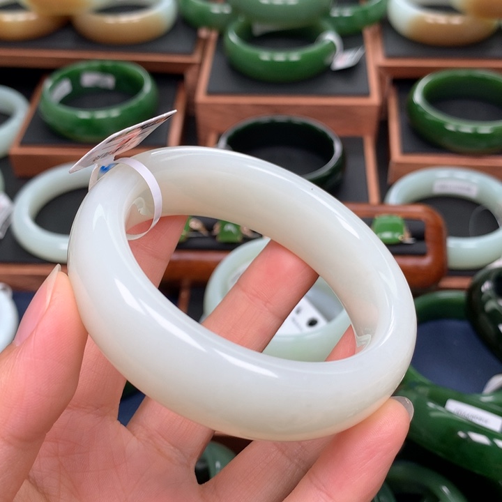 和田玉手镯未镶嵌A****a54