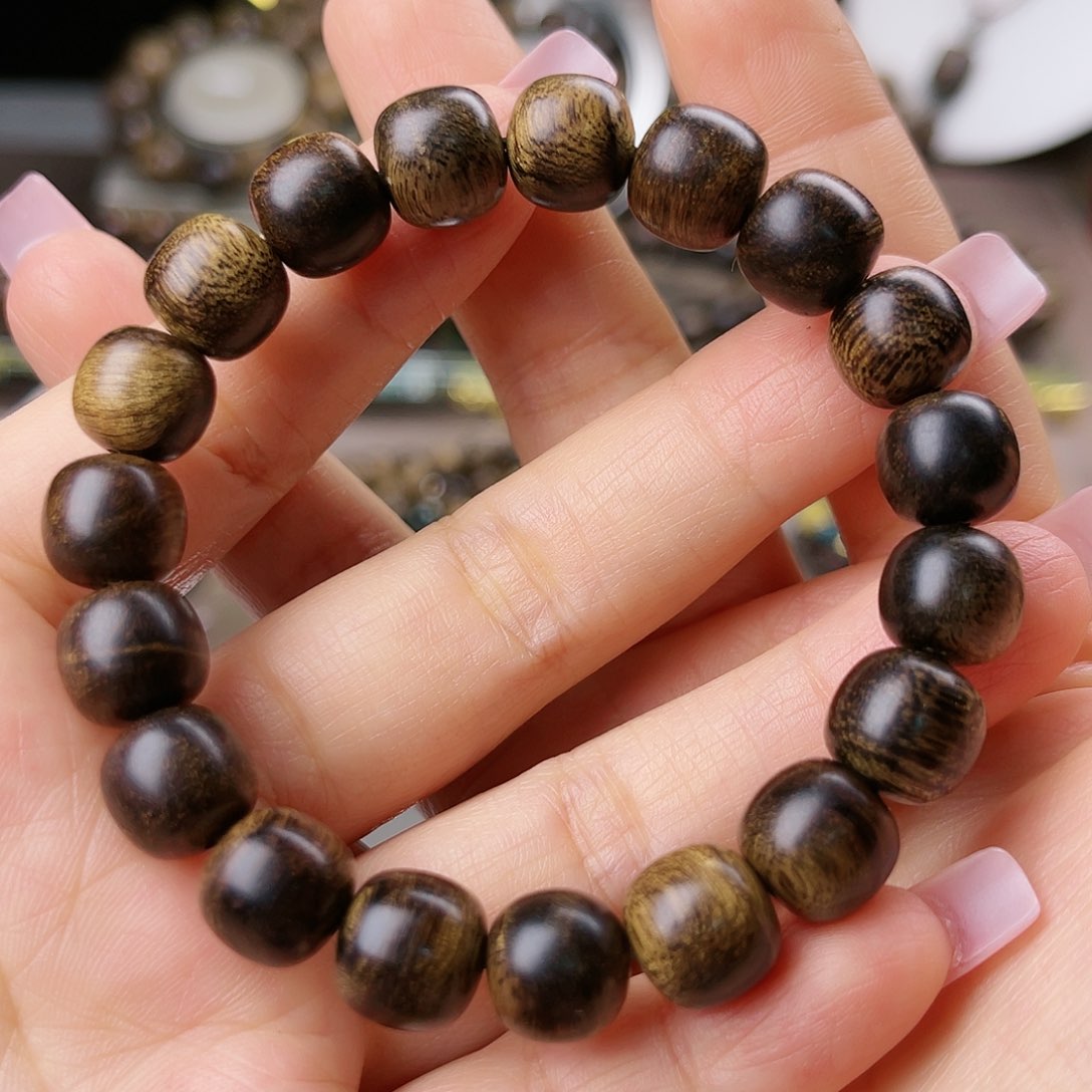 沉香手串沈****司越南芽庄老白棋玉化古董窖藏留疤虎斑纹