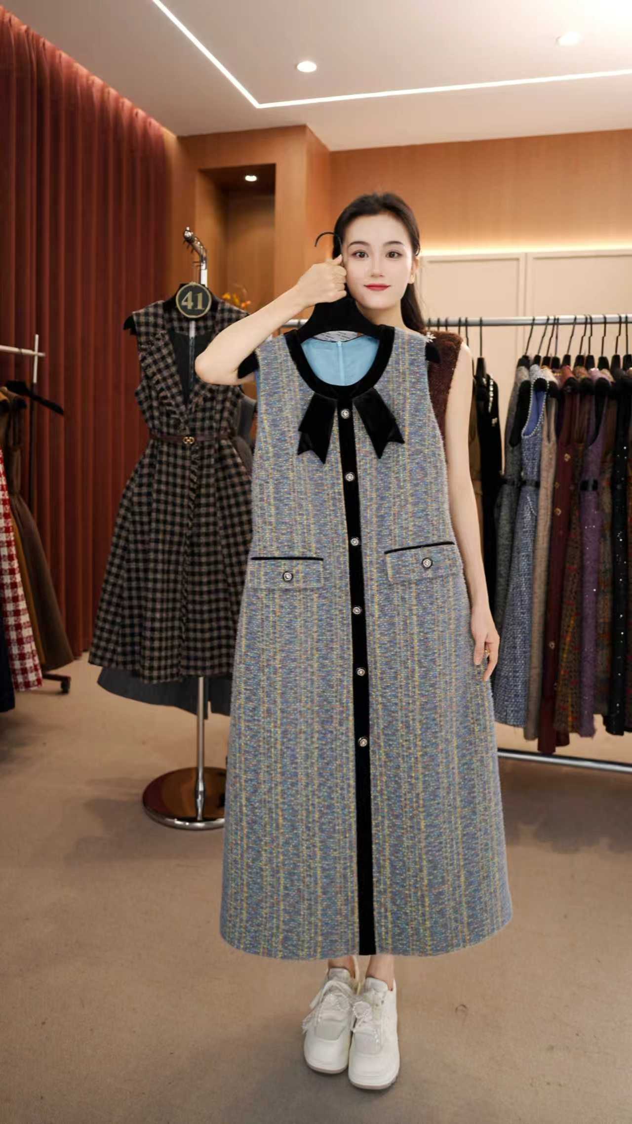 【宠粉价】法式赫本轻奢时尚气质无袖设计连衣裙NH-WX250