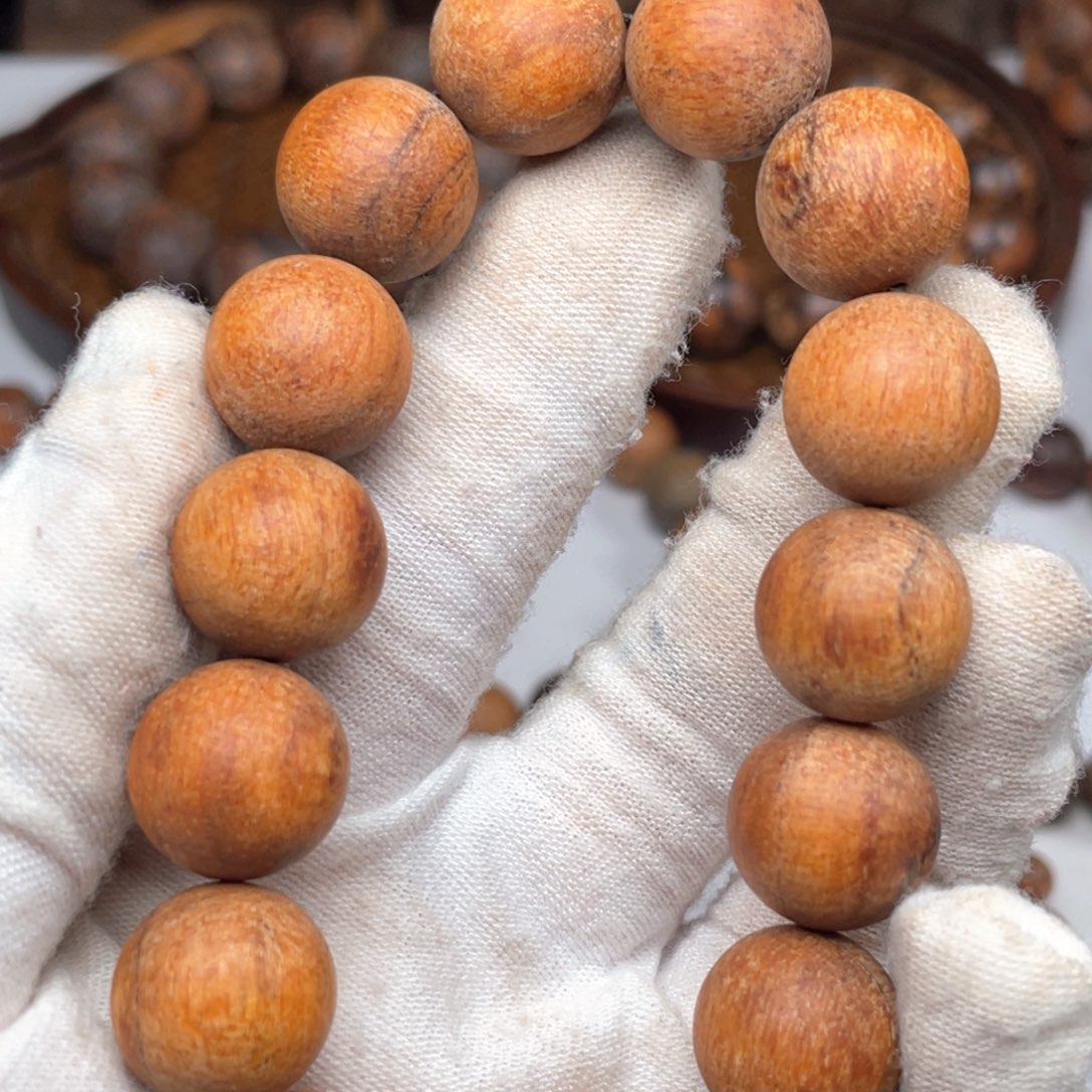 贡木K****7定制产品1.5红油