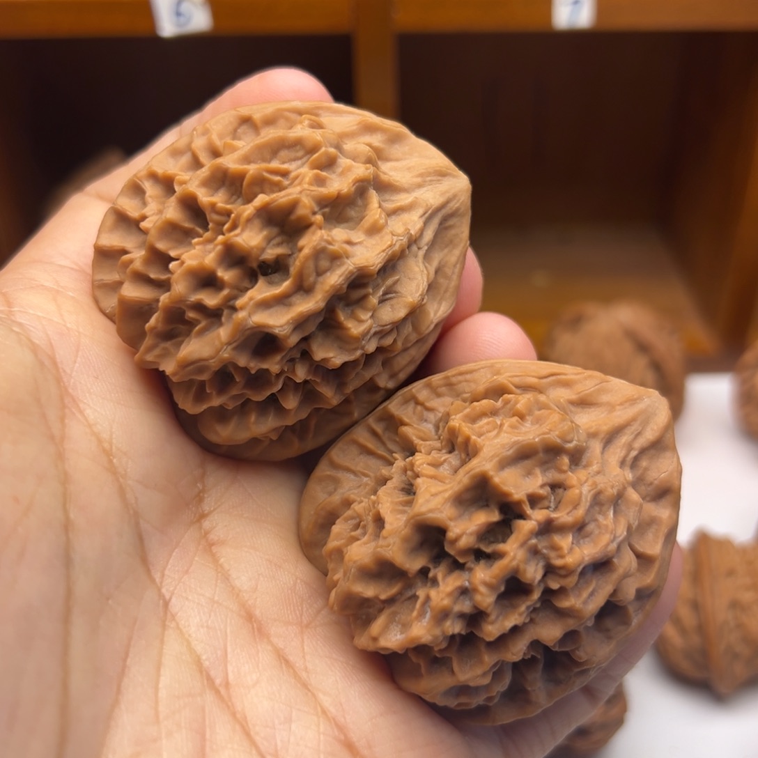 文玩核桃吊坠43尺全品帝王