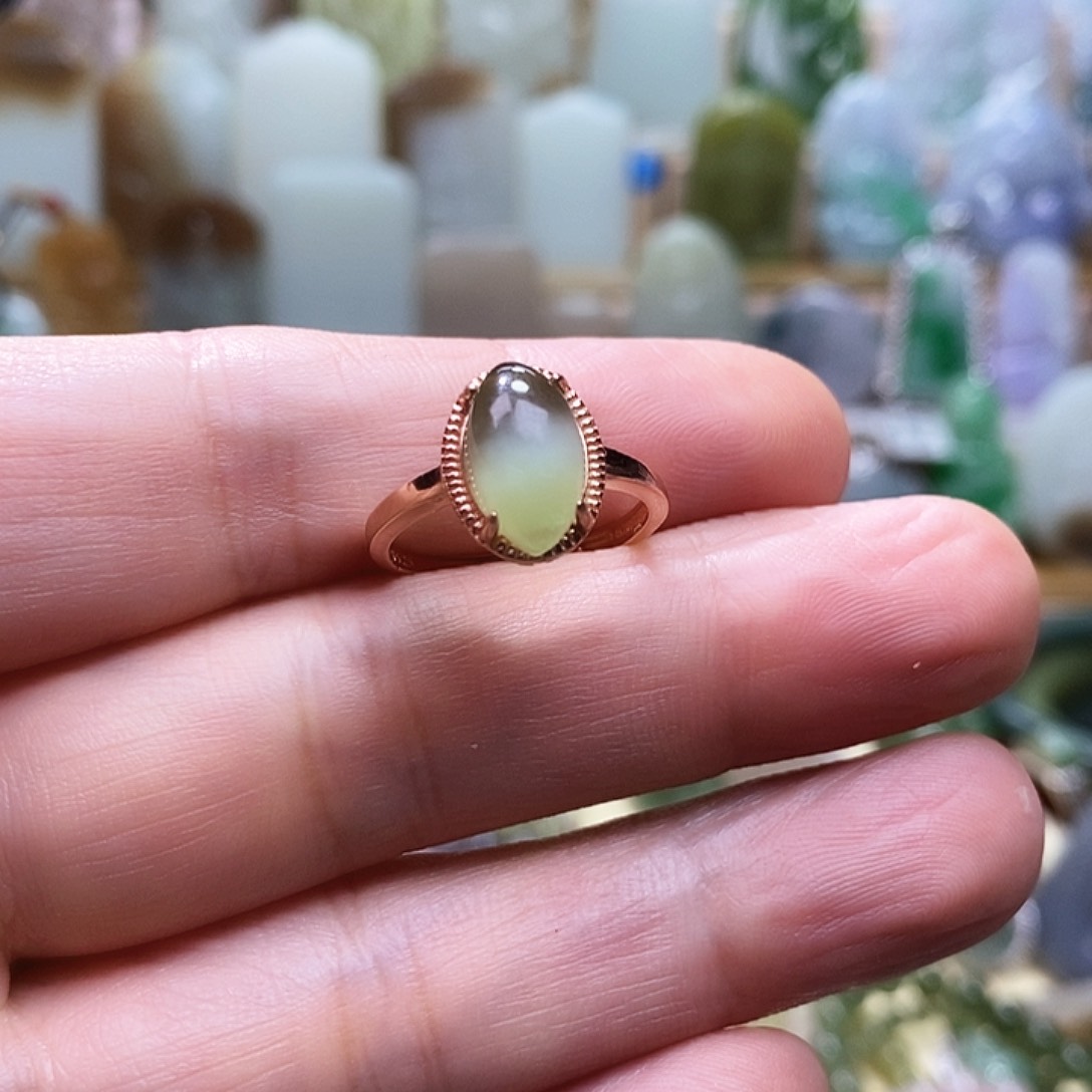 和田玉戒指未镶嵌