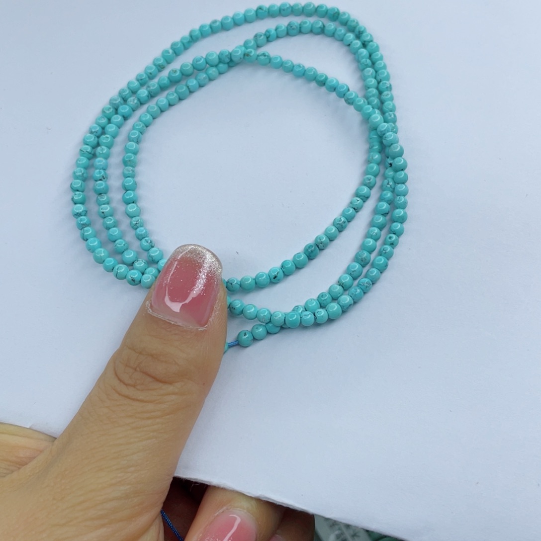 绿松石颈饰未镶嵌