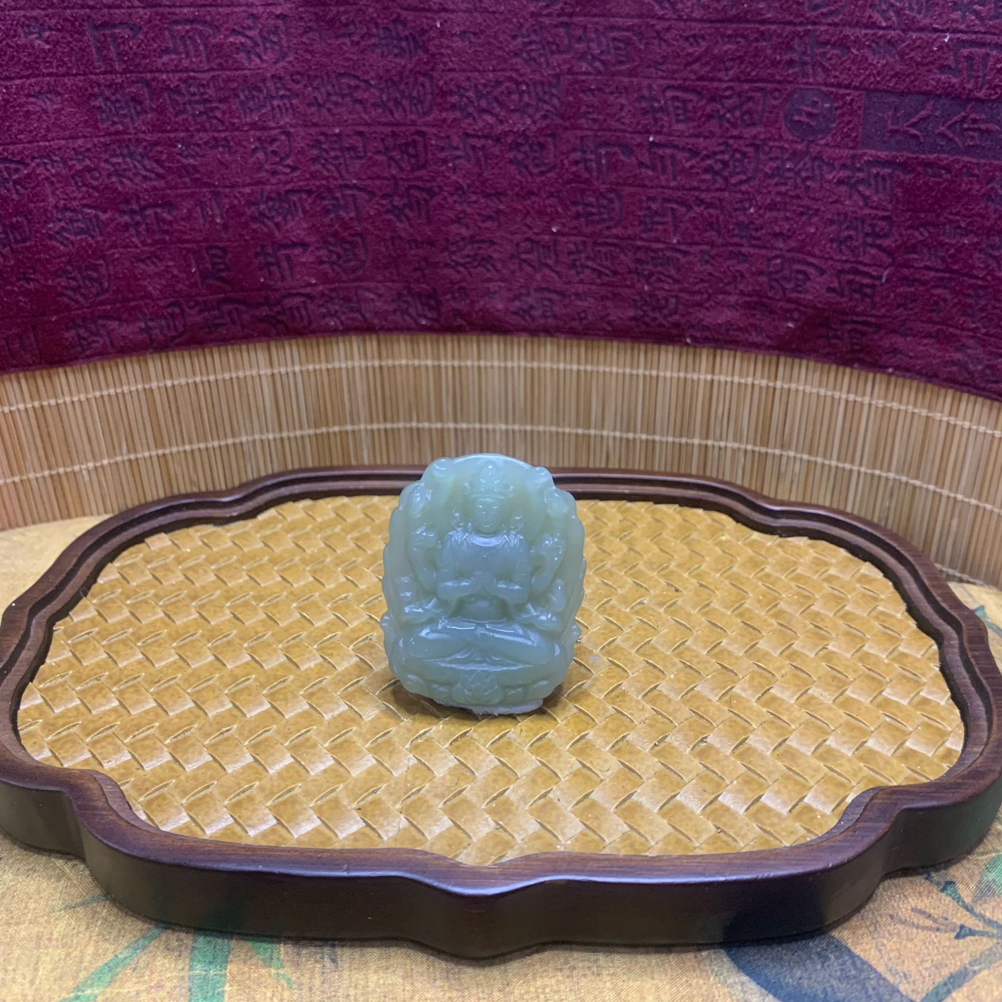 Z和田玉千手观音吊坠1413