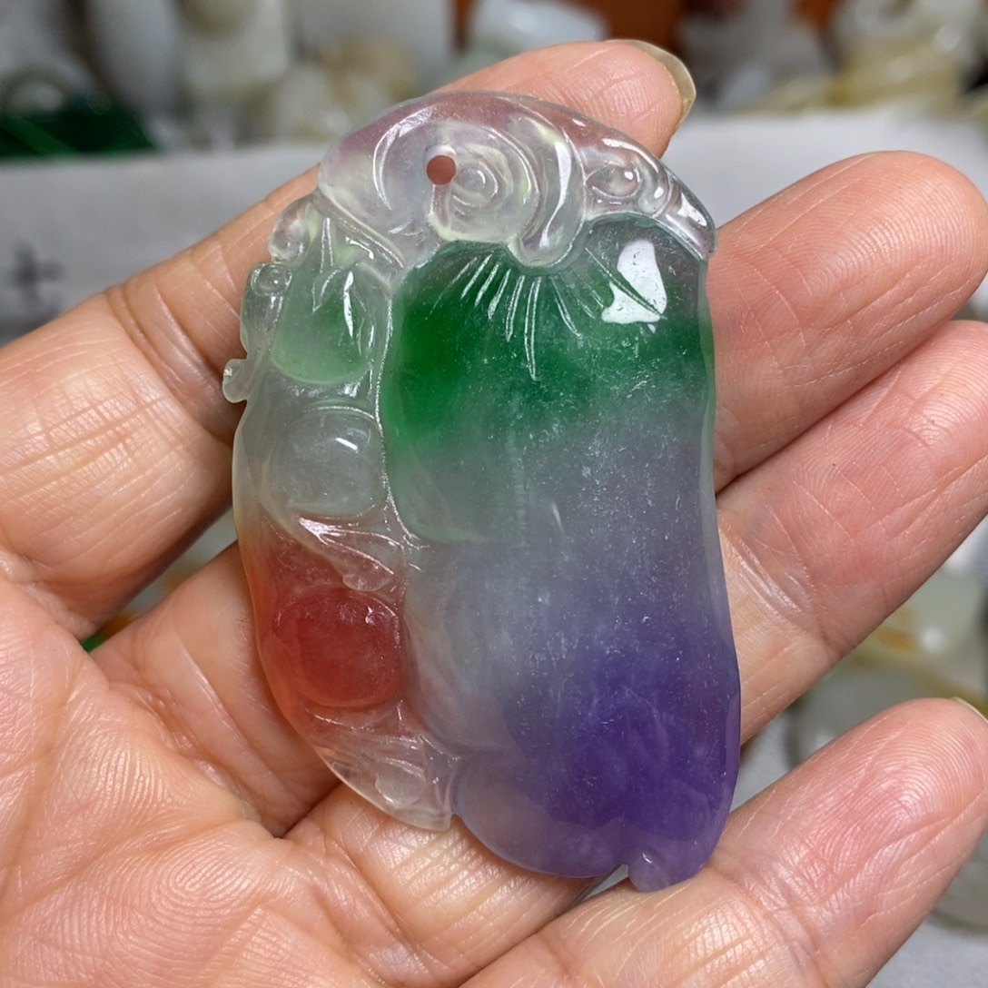 和田玉（糖玉）未镶嵌颈饰