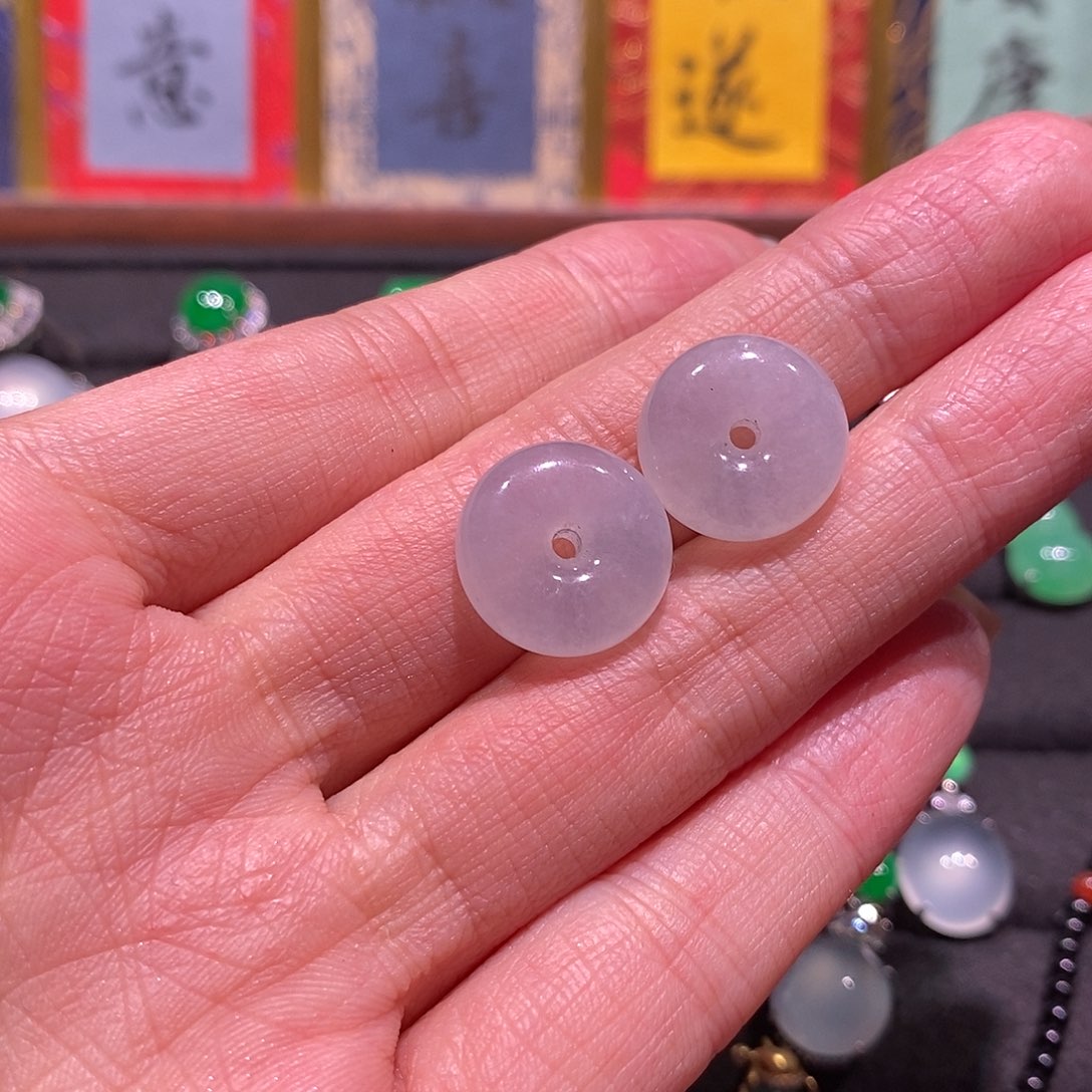 翡翠未镶嵌颈饰翡翠冰扣