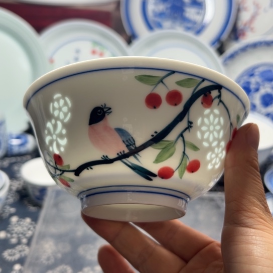 手绘雕刻花鸟小饭碗