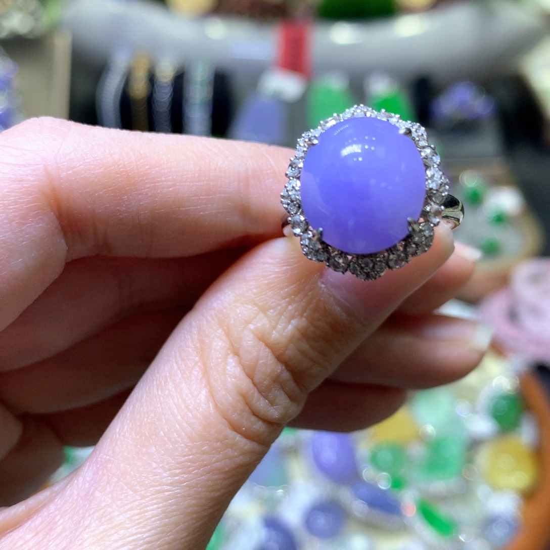 【闪购商品】翡翠颈饰18K金镶嵌翡翠吊坠项链