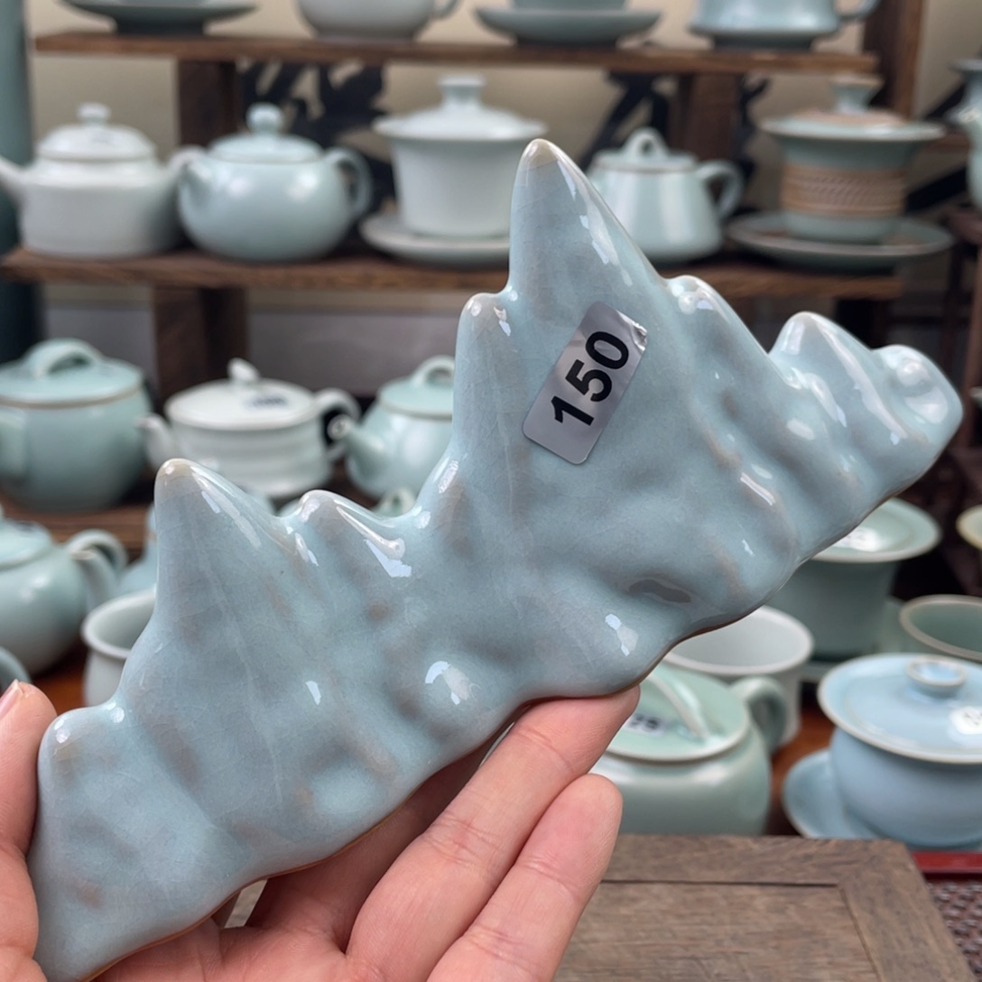 陶微瑕天青笔山150号。。