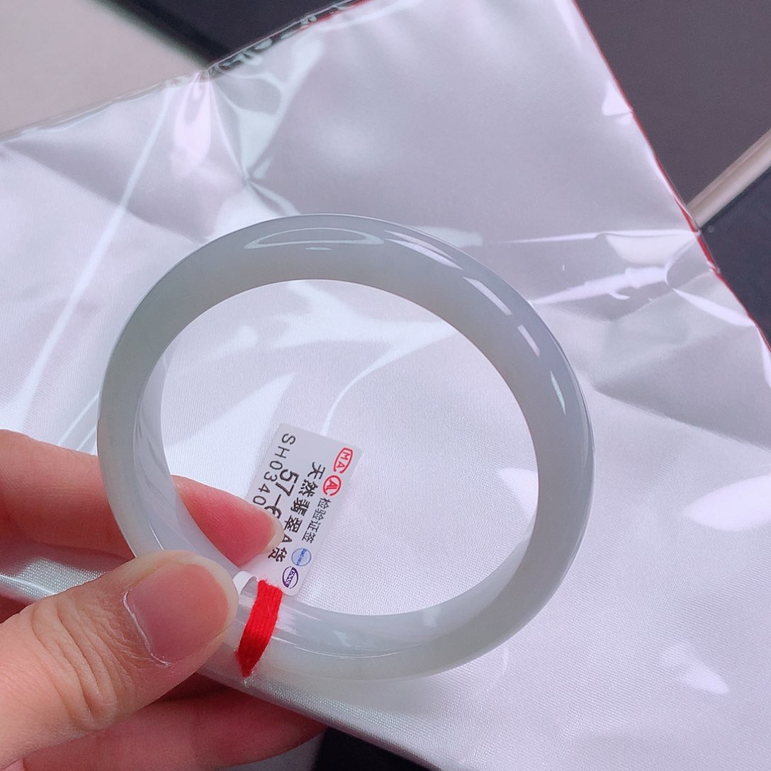 翡翠手镯未镶嵌57正圈