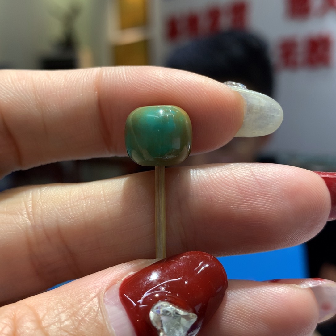 绿松石配饰未镶嵌