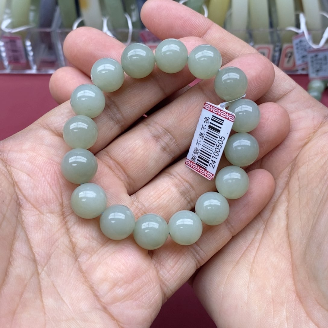 未镶嵌和田玉手串?**?