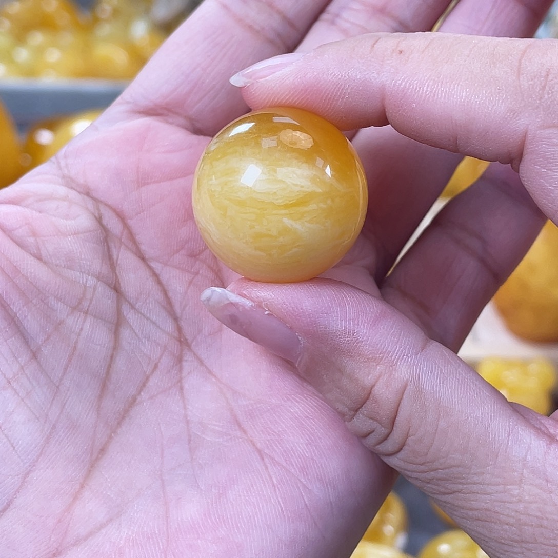 琥珀未镶嵌裸石微瑕