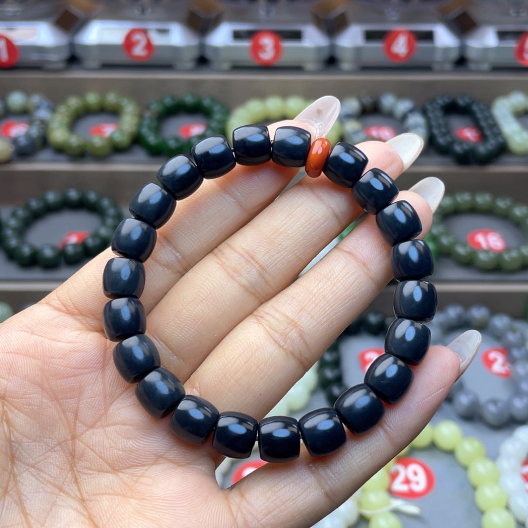 和田玉手串未镶嵌