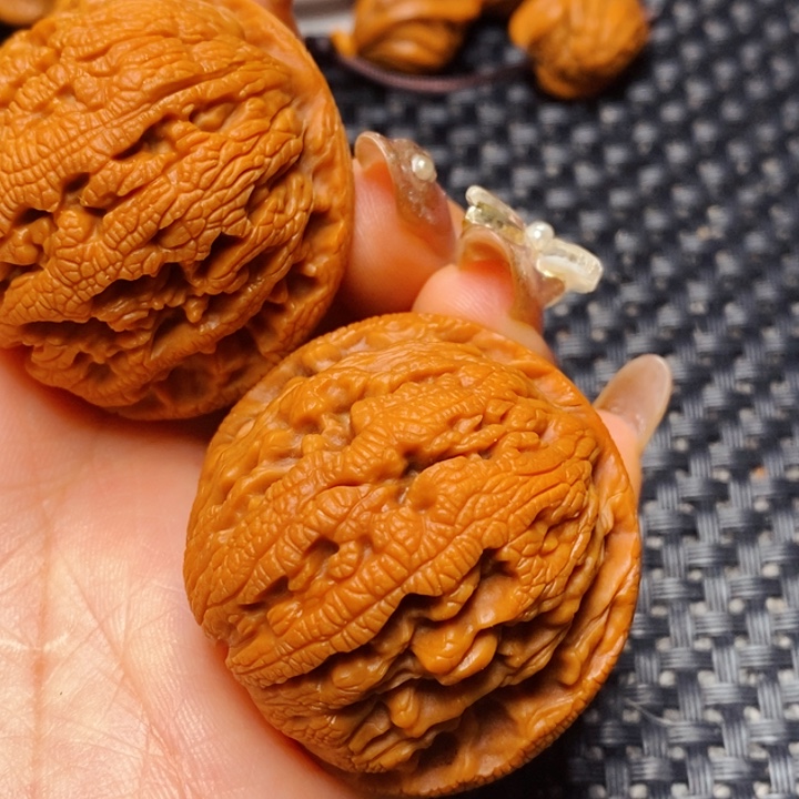 文玩核桃把件秦岭核桃17