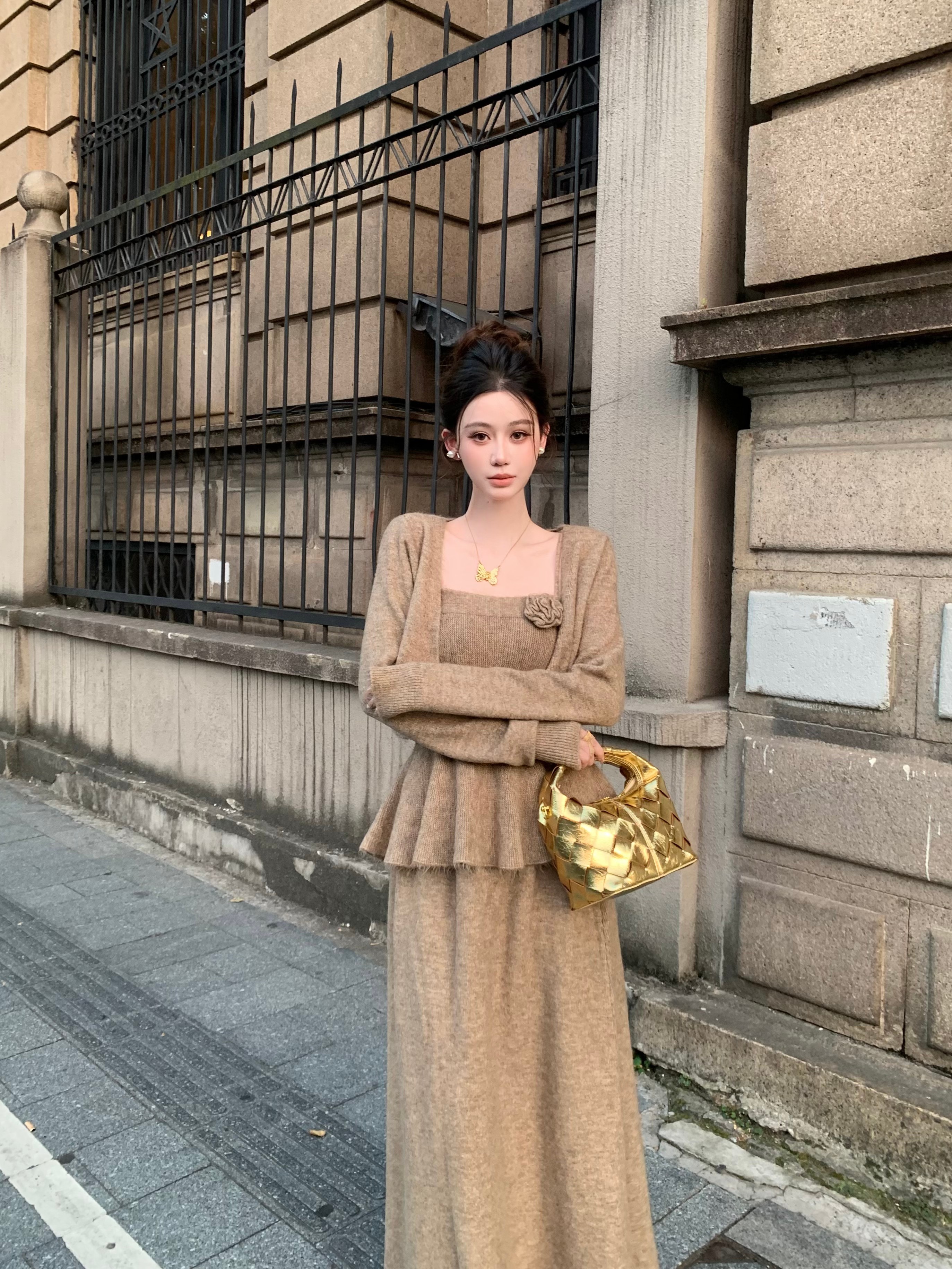 【小婉】复古荷叶边吊带背心长袖开衫高腰半裙套装TZ3038
