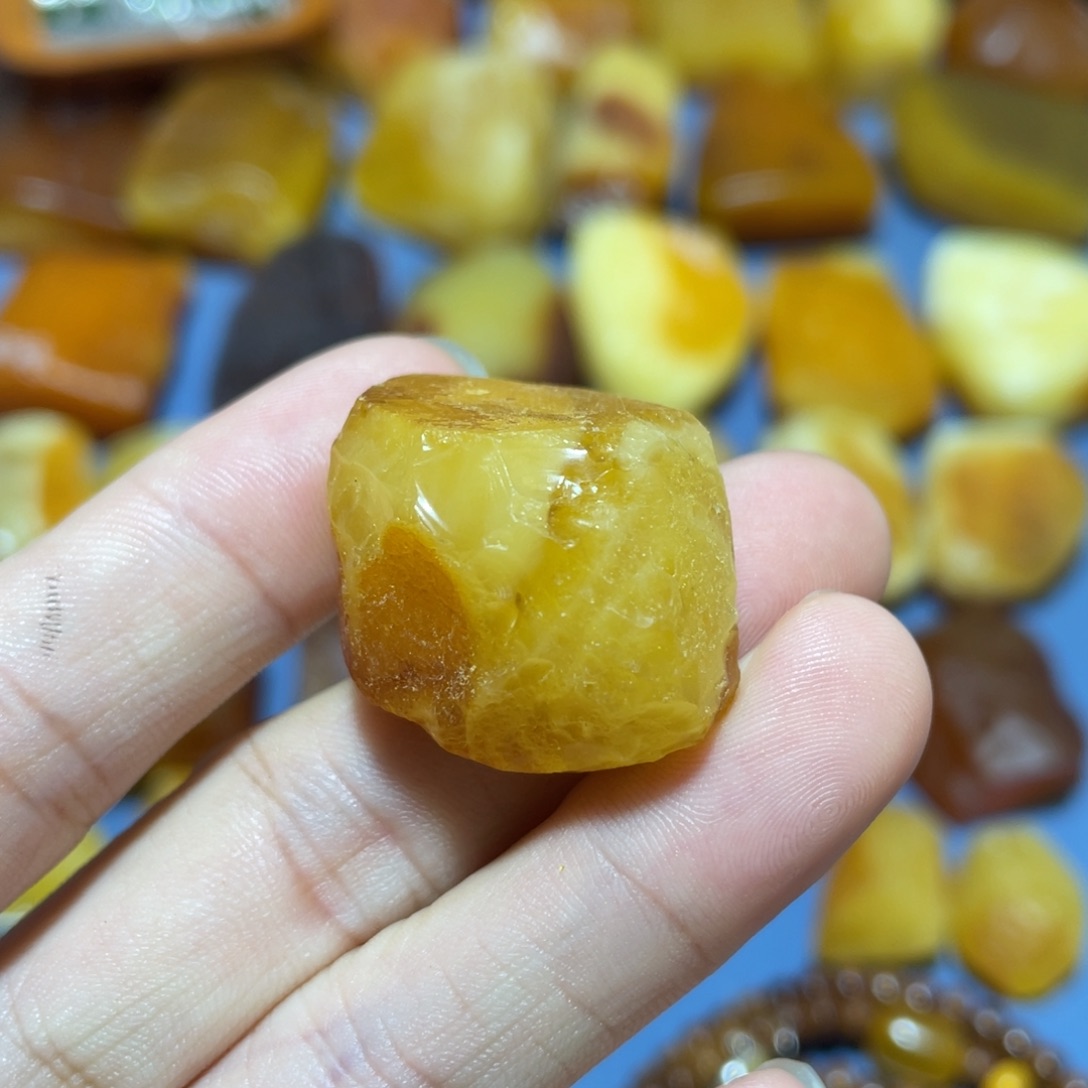 未镶嵌定制蜜蜡随形