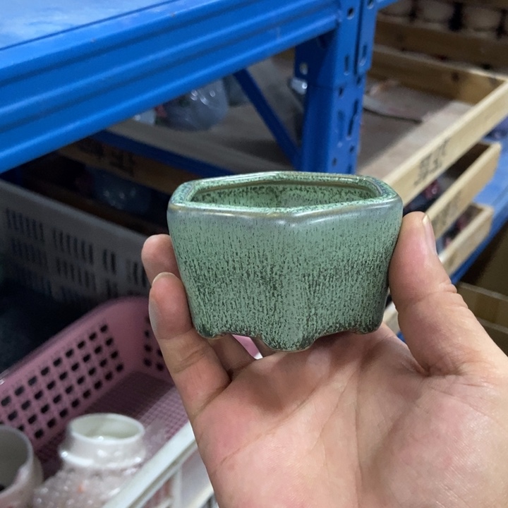 花盆单场满9.9发货7.5*4.5