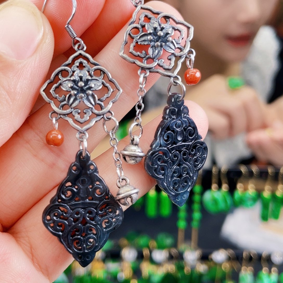 翡翠未镶嵌耳饰饰品