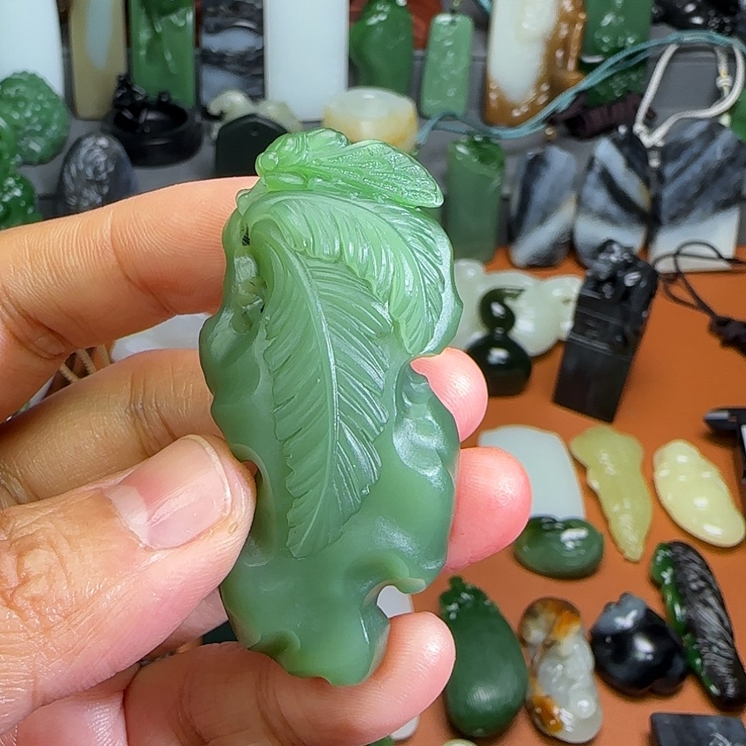 和田玉颈饰未镶嵌?****?