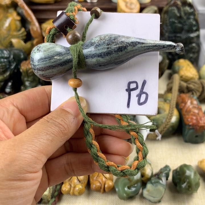 岫岩河磨玉（透闪石质玉）未镶嵌珠宝奇石