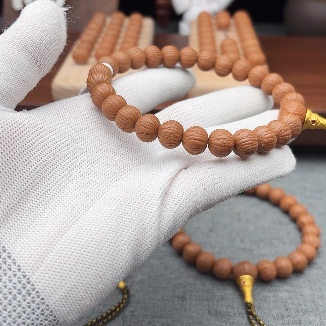 杠***~文玩核桃吊坠三维同尺土豪