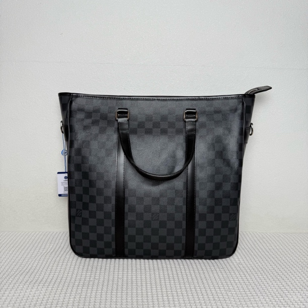 99新 LouisVuitton/路易威登 5860/男士经典黑棋盘格大号托特包