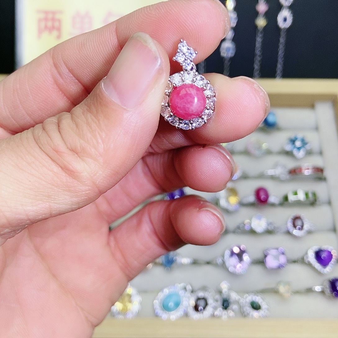 【闪购商品】吊坠(不含链)未镶嵌水晶