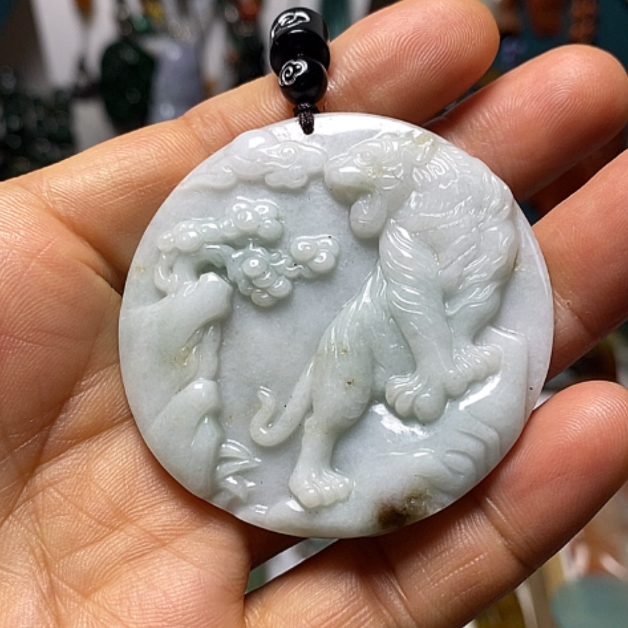 【闪购商品】蛇纹石玉未镶嵌颈饰