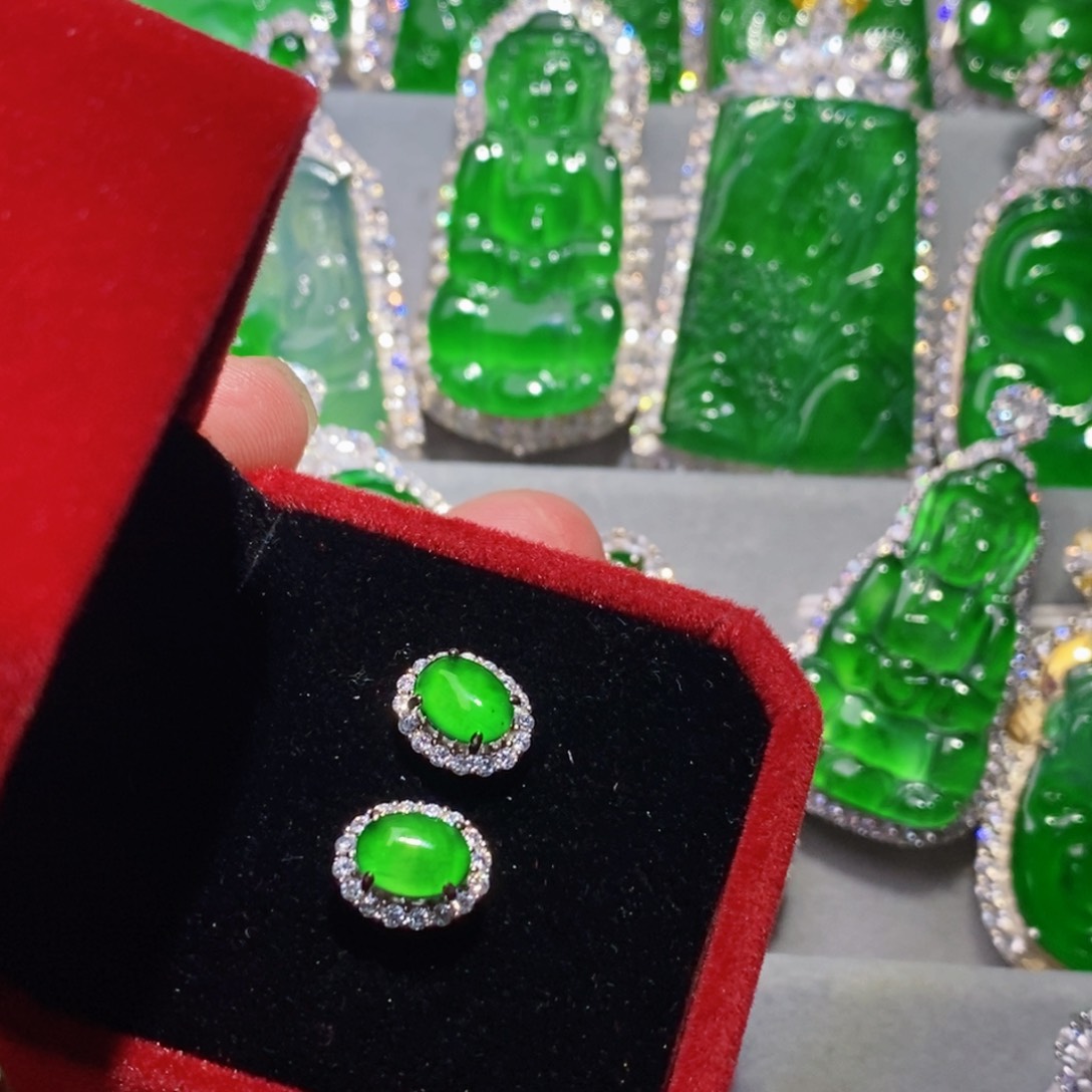 翡翠未镶嵌耳饰耳钉4