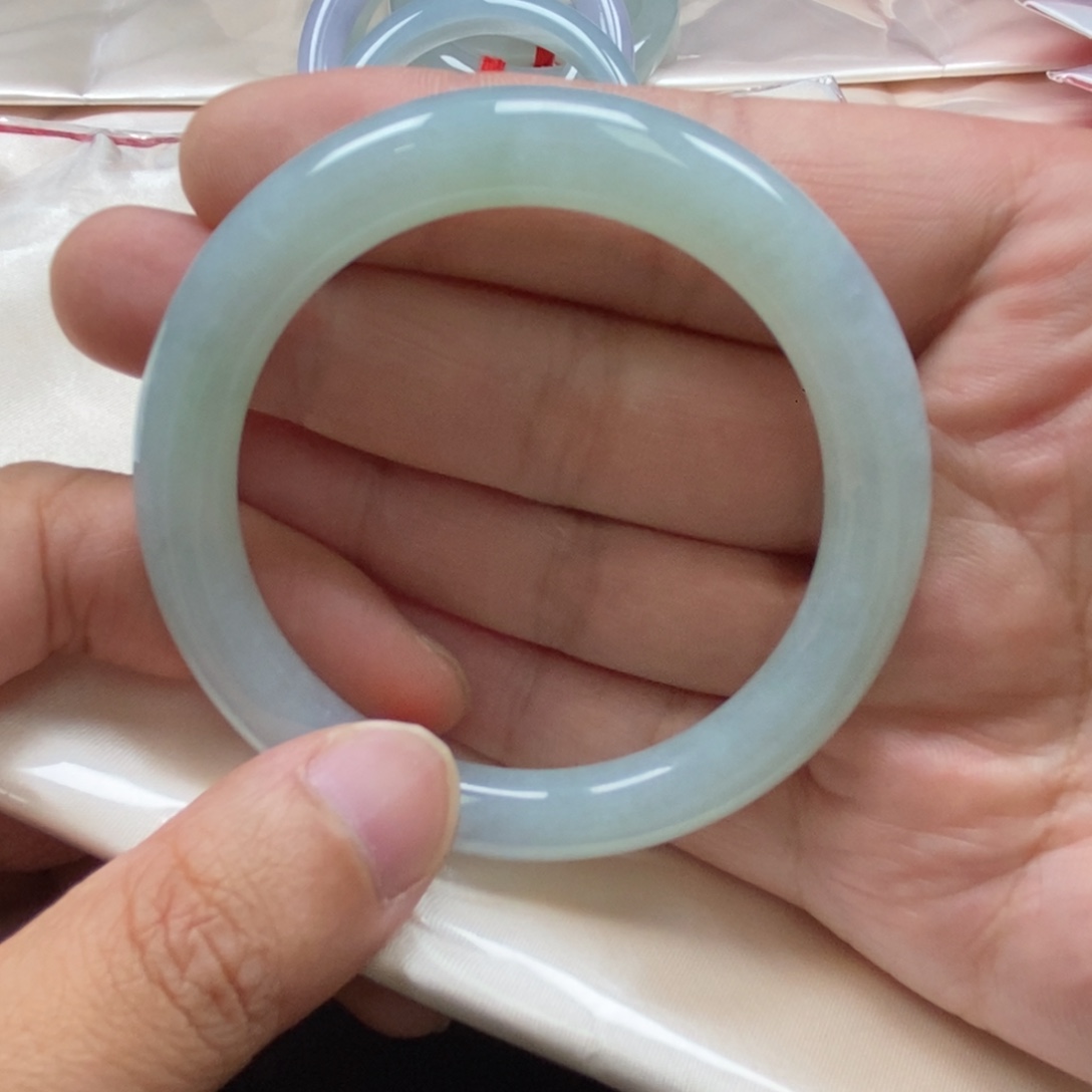 翡翠未镶嵌手镯天然缅甸翡翠手镯A货