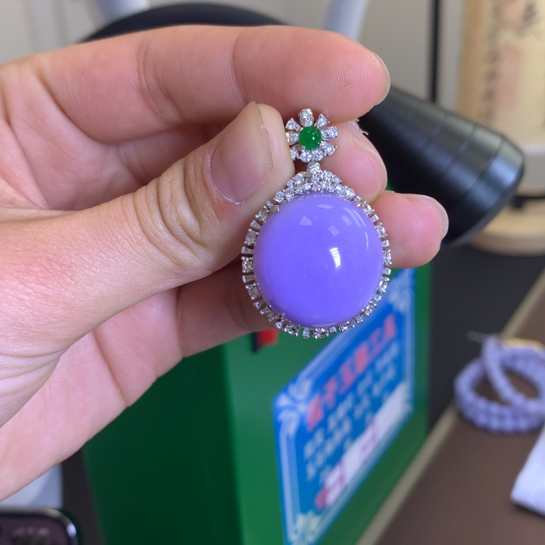 翡翠颈饰18K金镶嵌②*?翡翠