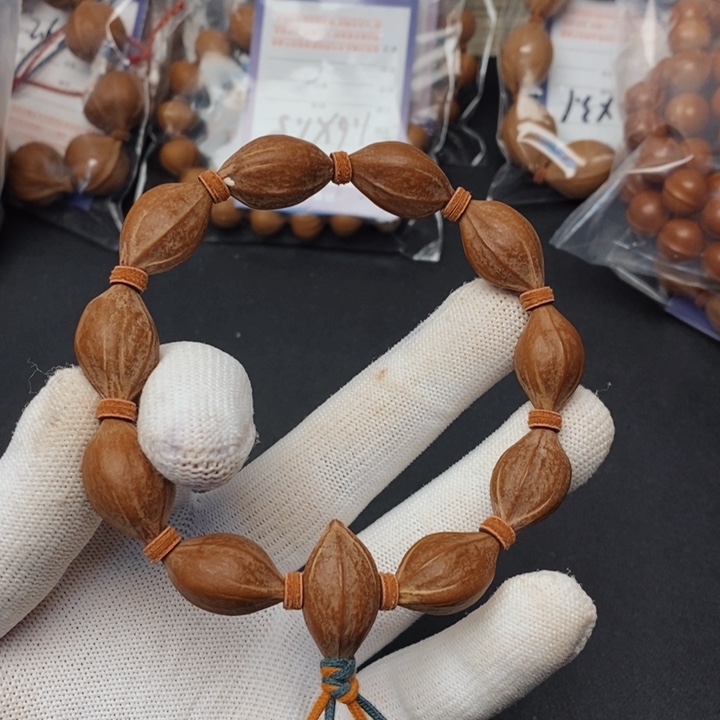 手串/手链橄榄核1.3三面佛