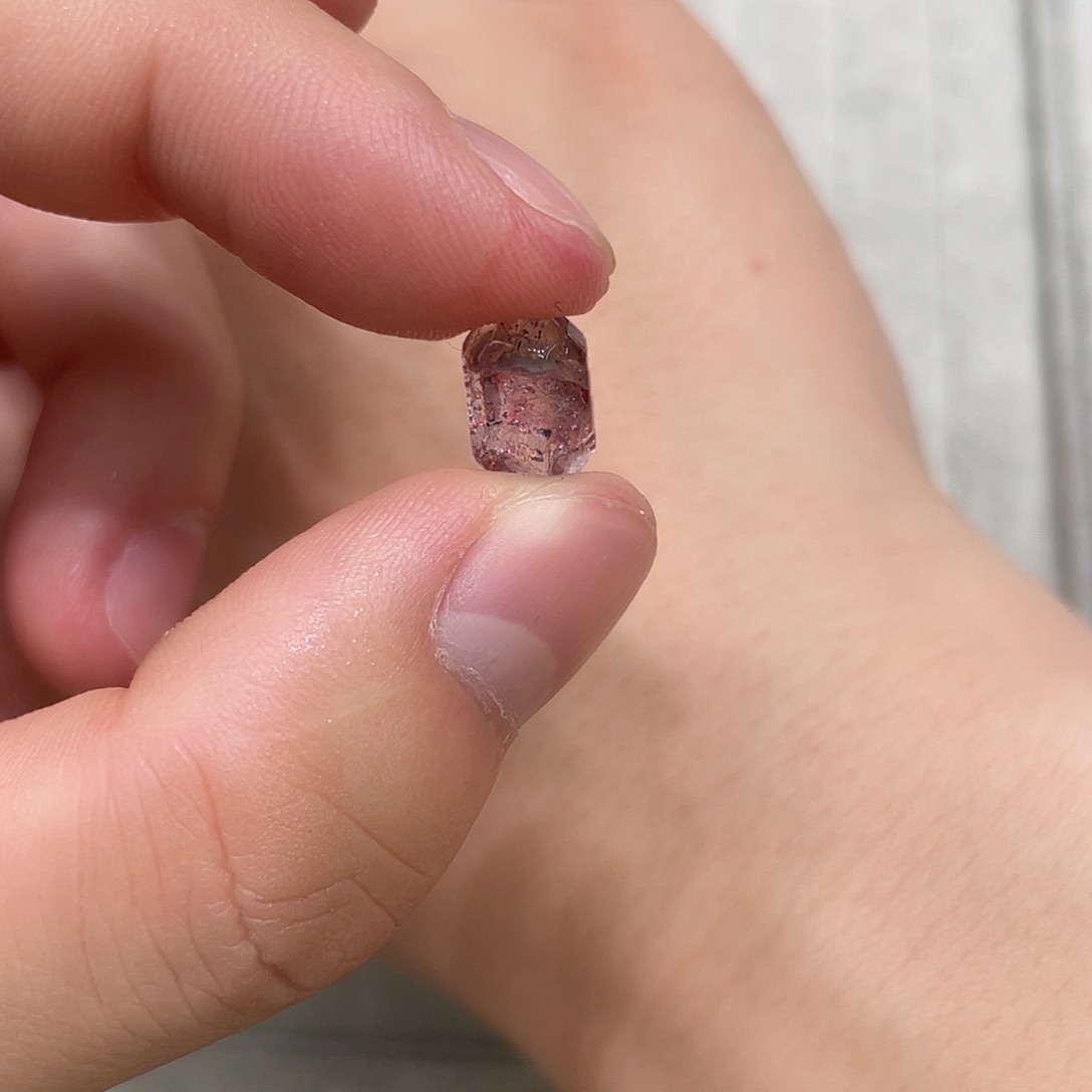 水晶珠宝半成品未镶嵌俞*打孔，不退不换