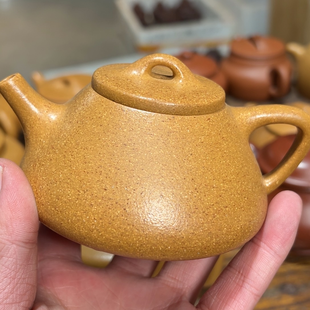 茶壶紫砂紫砂的味道很好闻