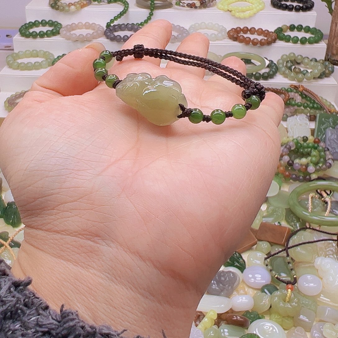 和田玉未镶嵌手绳