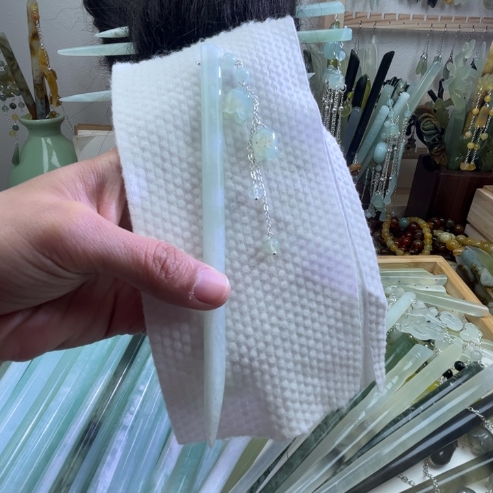 蛇纹石玉发饰未镶嵌天青冻
