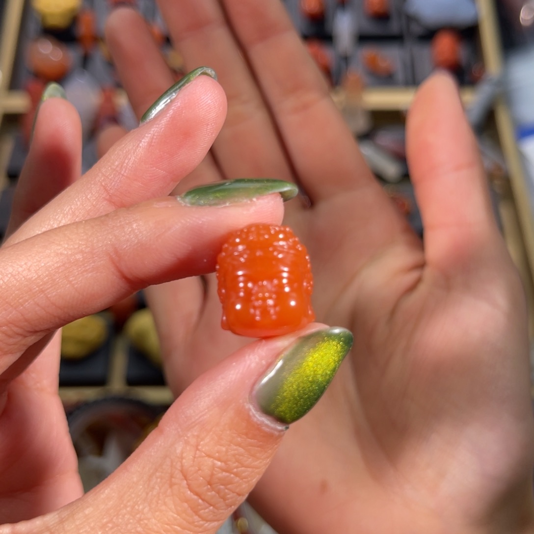 南红玛瑙大黑洞 宝宝观音未镶嵌.***.