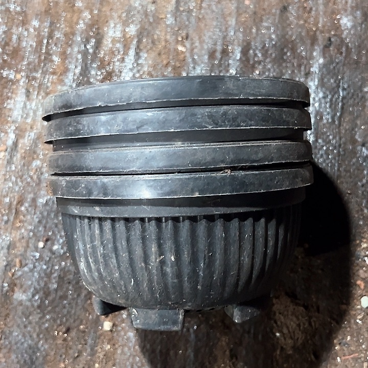 塑料14厘米元宝盆 10个一组