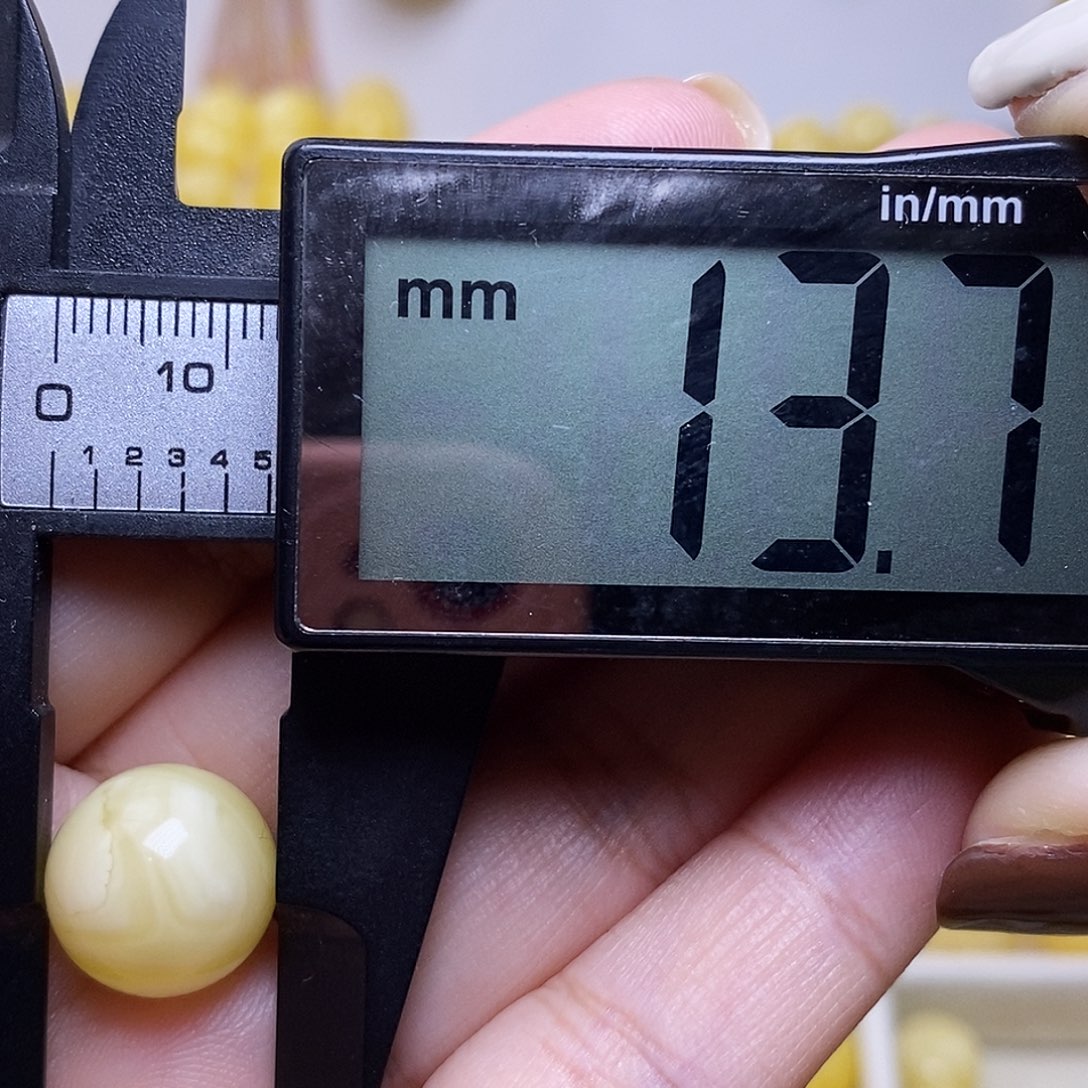 裸石琥珀未镶嵌蜜蜡圆珠微瑕福利