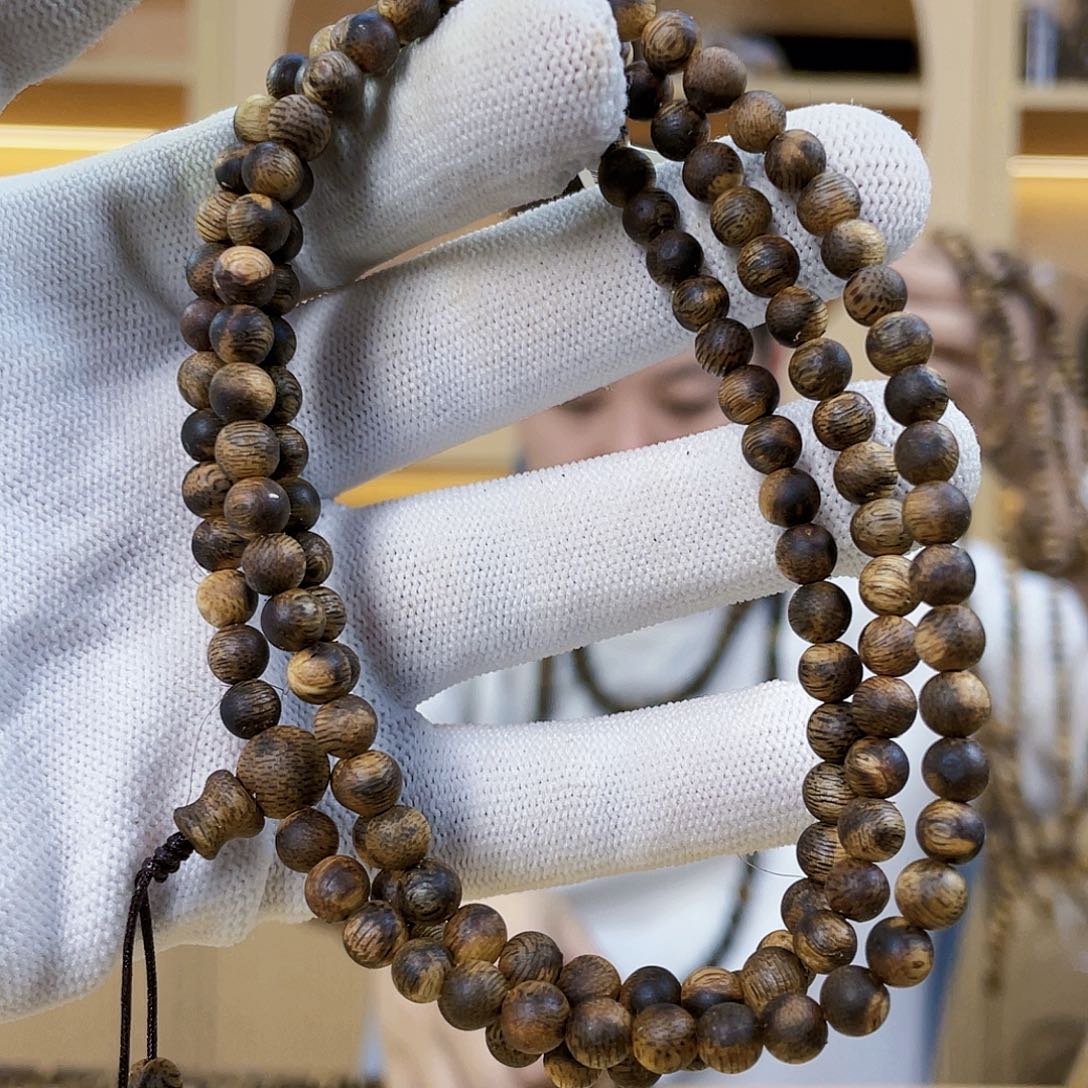 沉香沉香碎屑棋楠花圆珠长串05/9克+；多样性发一