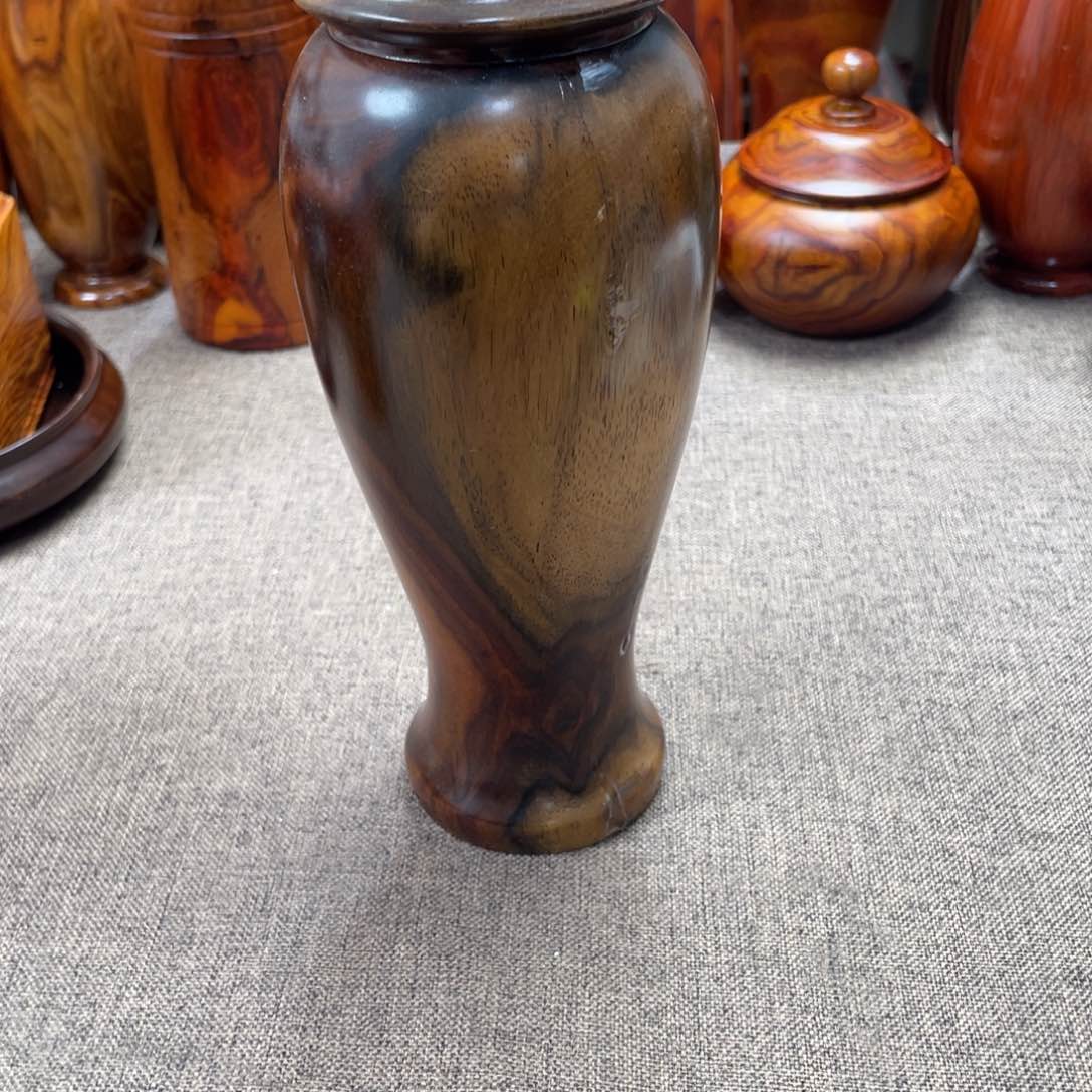 交趾黄檀（大红酸枝）将军罐