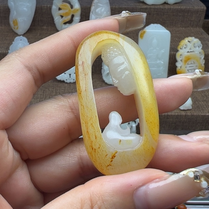 和田玉颈饰未镶嵌