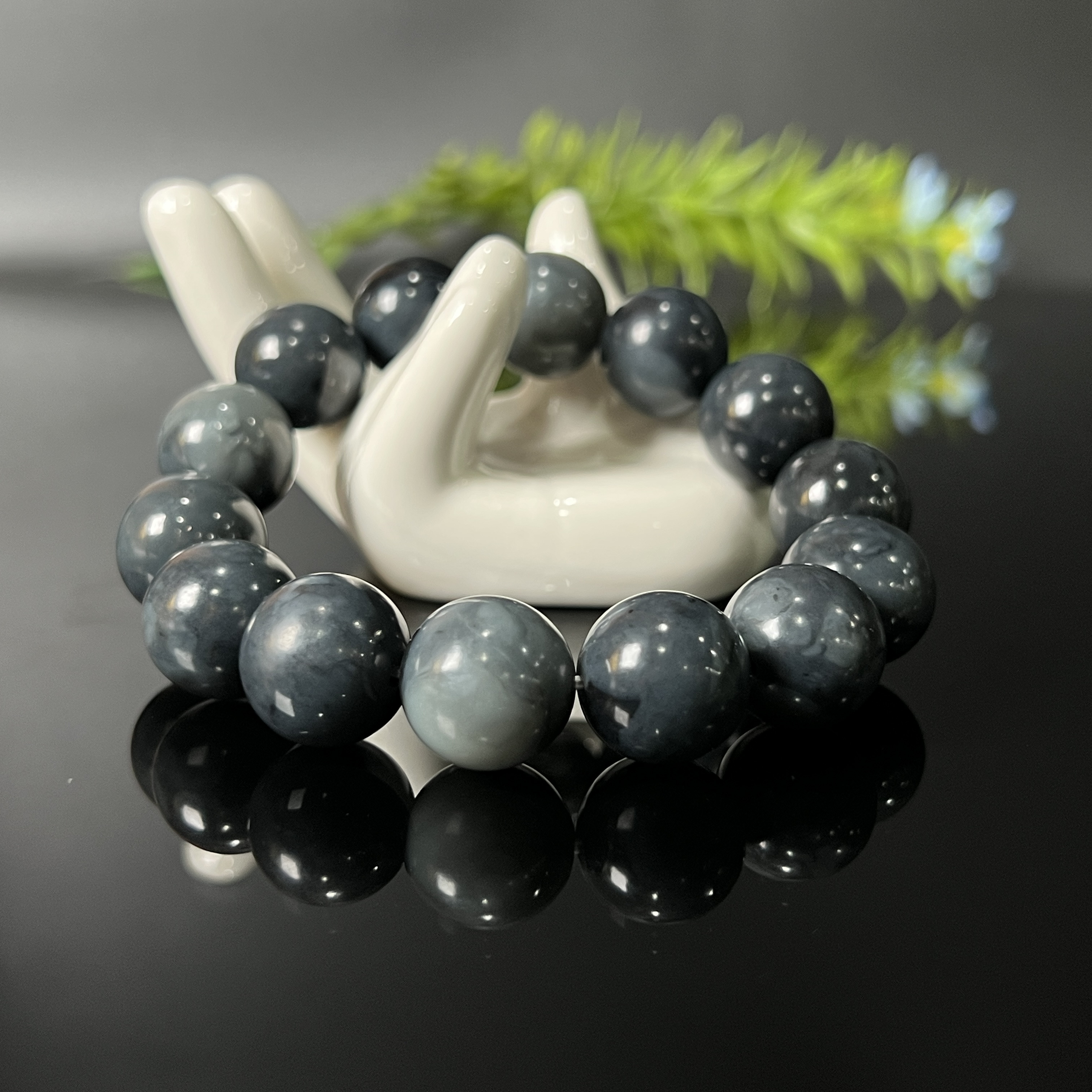 1219GC8880和田玉手串