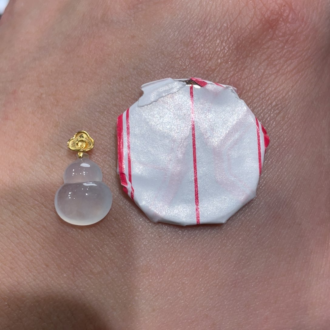 翡翠颈饰18K金镶嵌土****?多样性发货