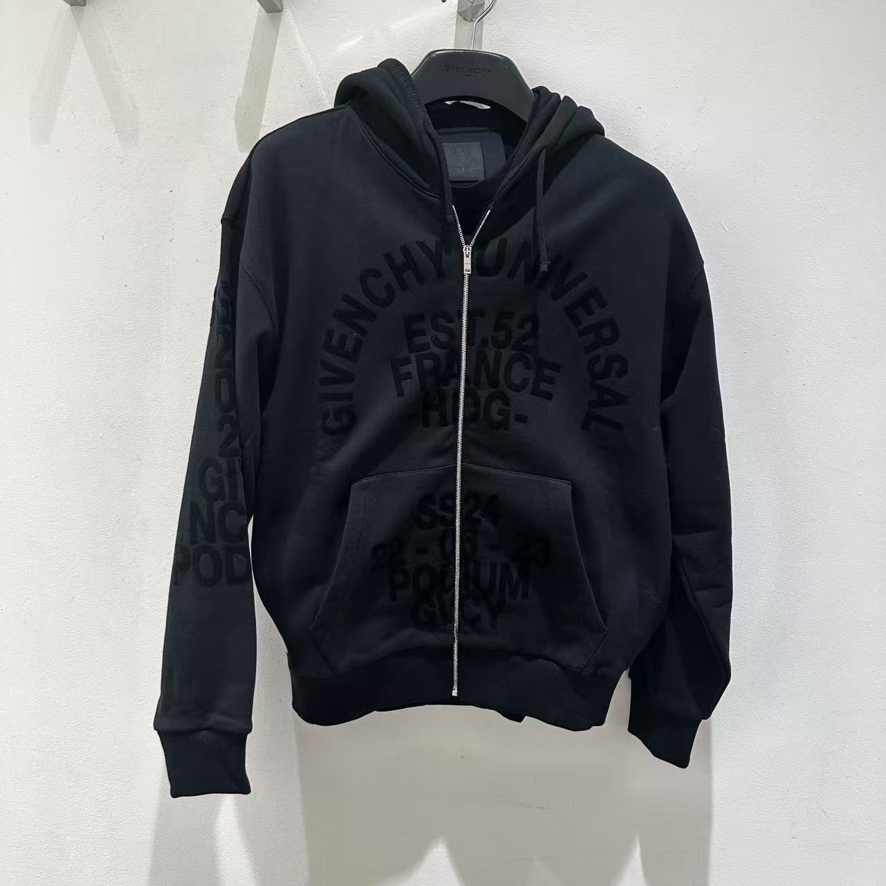全新未使用 Givenchy/纪梵希 连帽拉链卫衣