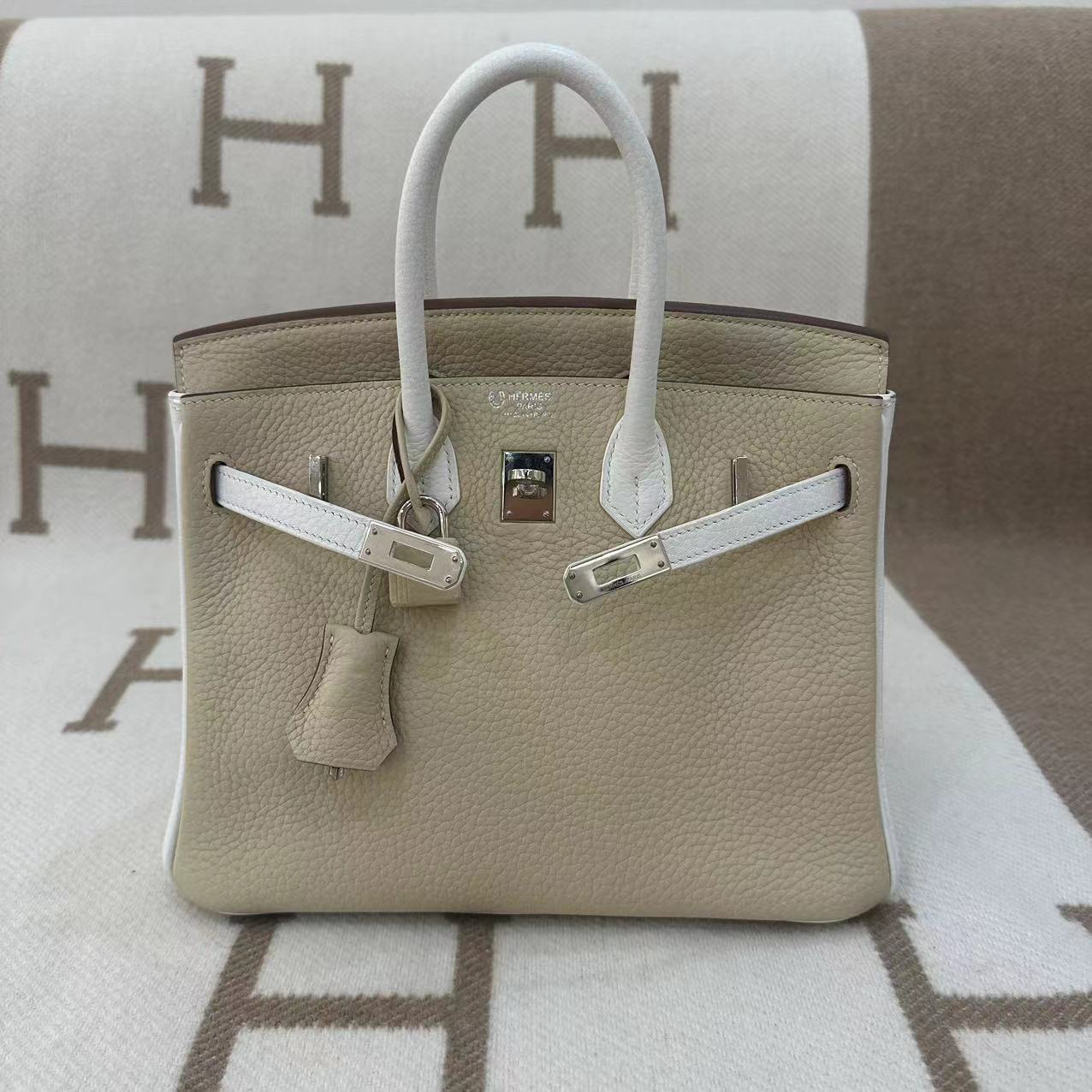 99新 Hermes/爱马仕 birkin 25 框P togo 风衣灰01 纯白es0126a1 