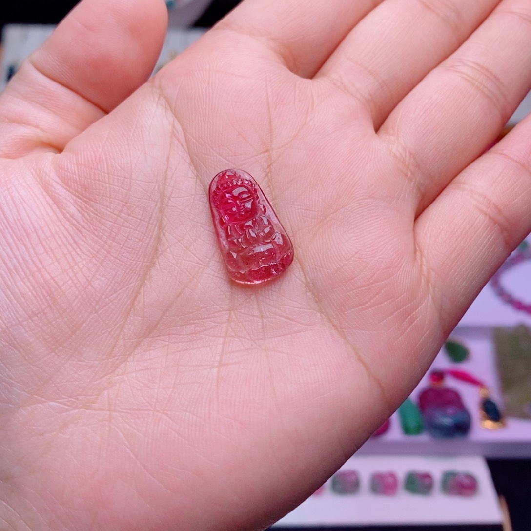 颈饰未镶嵌碧玺宝宝佛m