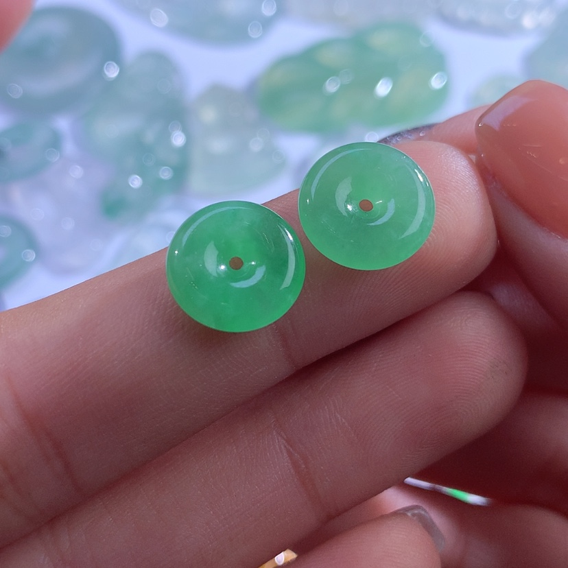 【闪购商品】翡翠颈饰未镶嵌缅甸